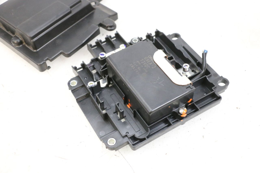 photo de ELEKTRISCH RELAIS YAMAHA NEO'S CORE 1 (2022 - 2026) - Markeringen en referenties