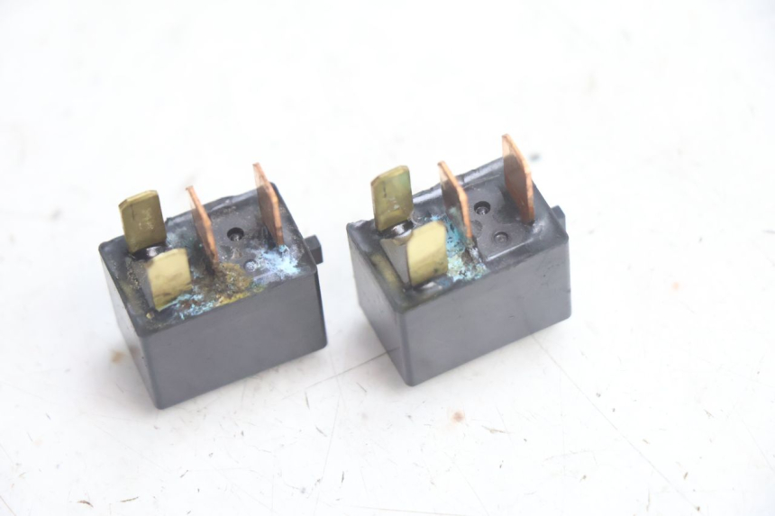 photo de ELEKTRISCH RELAIS JM MOTORS OLDIES 4T 50 (2020 - 2026) - Zoom op gebruiksstaat