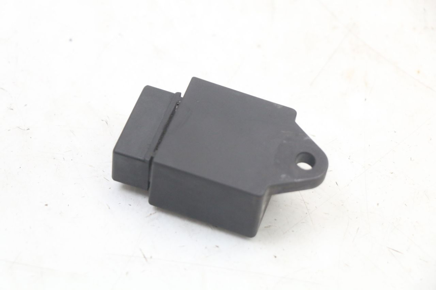 photo de ELEKTRISCH RELAIS PIAGGIO NEW TYPHOON 50 (2010 - 2017) - Andere kijkhoek