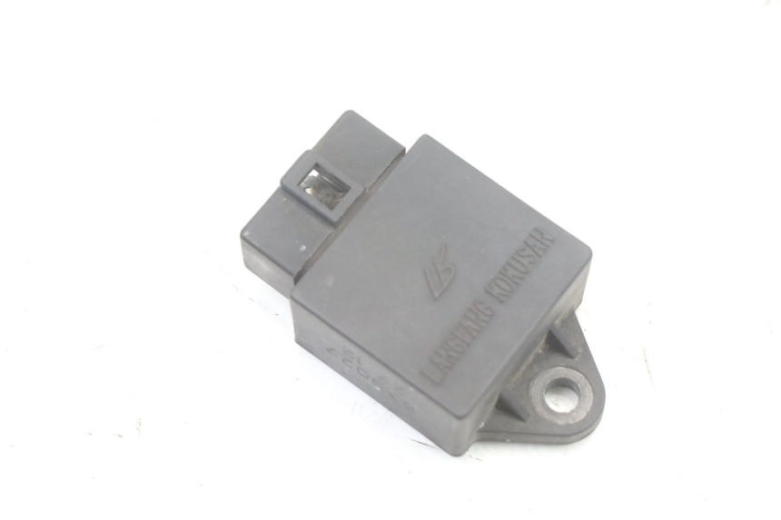 photo de ELEKTRISCH RELAIS PIAGGIO VESPA LX 2T 50 (2005 - 2013) - Detail van het onderdeel