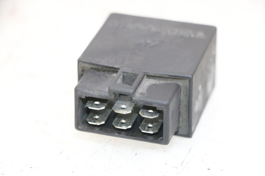 photo de ELEKTRISCH RELAIS PIAGGIO VESPA S 2T 50 (2007 - 2014) - Zoom op gebruiksstaat