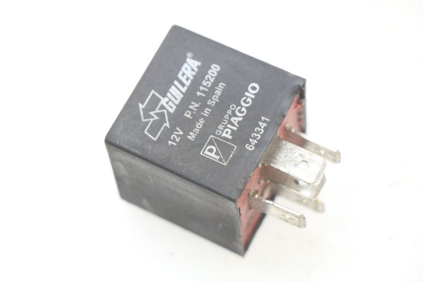 photo de ELEKTRISCH RELAIS PIAGGIO PRIMAVERA 125 (2013 - 2021) - Hoofdaanzicht