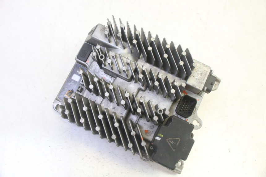 photo de ELEKTRISCH RELAIS LIGIER PULSE 3 1 (2014 - 2020) - Hoofdaanzicht