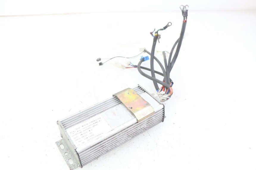 photo de ELEKTRISCH RELAIS RED ELECTRIC RED E PRO 1 (2017 - 2019) - Staat van het oppervlak