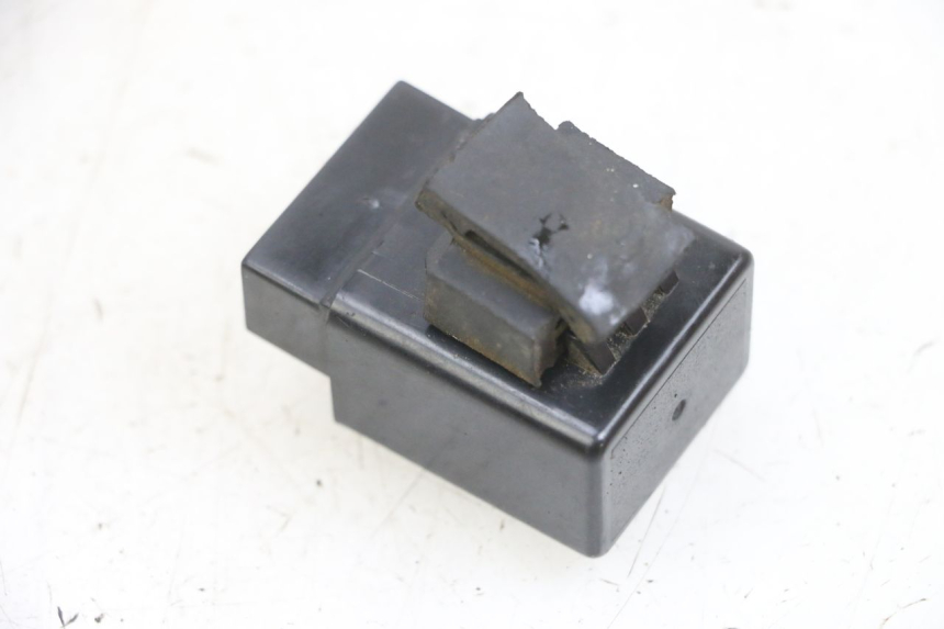 photo de ELEKTRISCH RELAIS TNT MOTOR ROMA 10' 4T 50 (2019 - 2022) - Zoom op gebruiksstaat