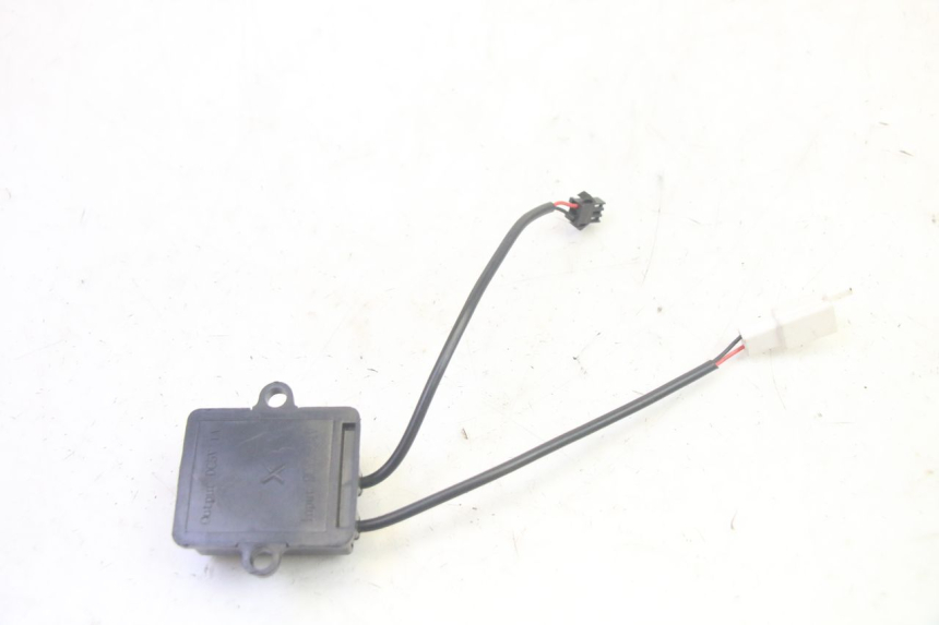 photo de ELEKTRISCH RELAIS JM MOTORS SANTANA EVO 50 (2024 - 2026) - Zoom op gebruiksstaat