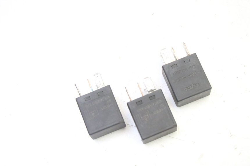 photo de ELEKTRISCH RELAIS PEUGEOT SATELIS 250 (2006 - 2012) - Zoom op gebruiksstaat