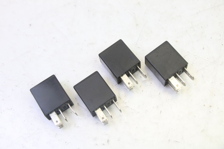 photo de ELEKTRISCH RELAIS PEUGEOT SATELIS 125 (2013 - 2018) - Hoofdaanzicht