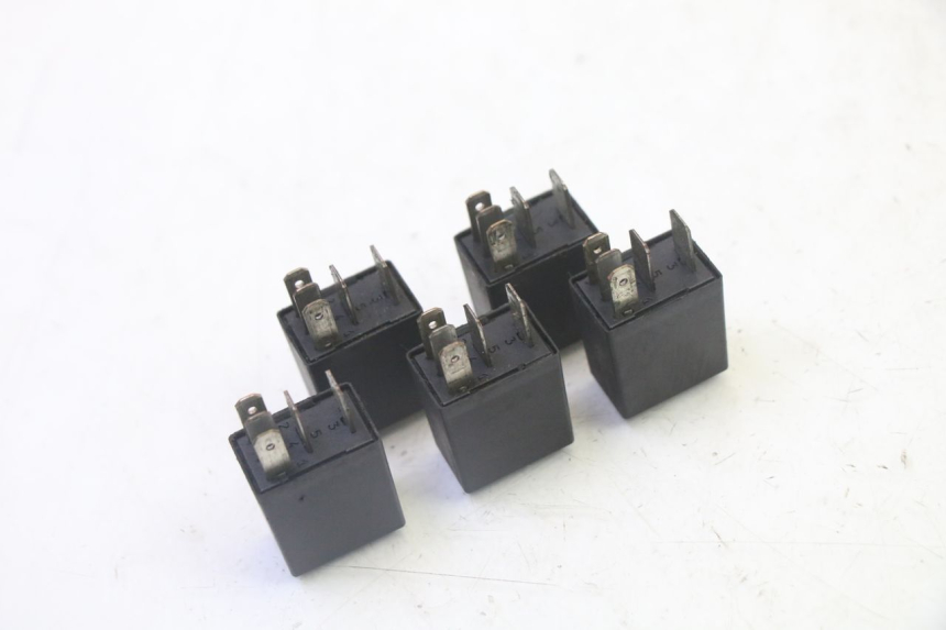 photo de ELEKTRISCH RELAIS PEUGEOT SATELIS 125 (2013 - 2018) - Zoom op gebruiksstaat