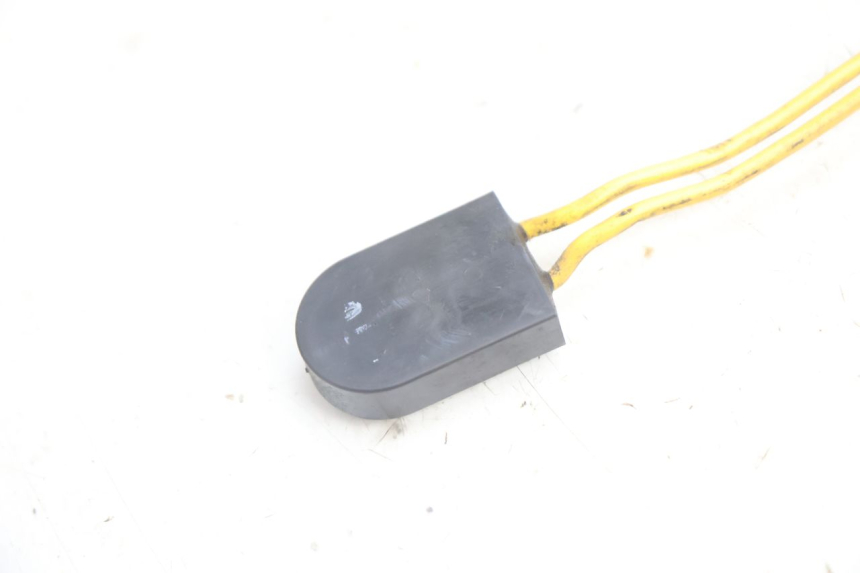 photo de ELEKTRISCH RELAIS APRILIA SCARABEO GT 125 (1999 - 2007) - Detail van het onderdeel