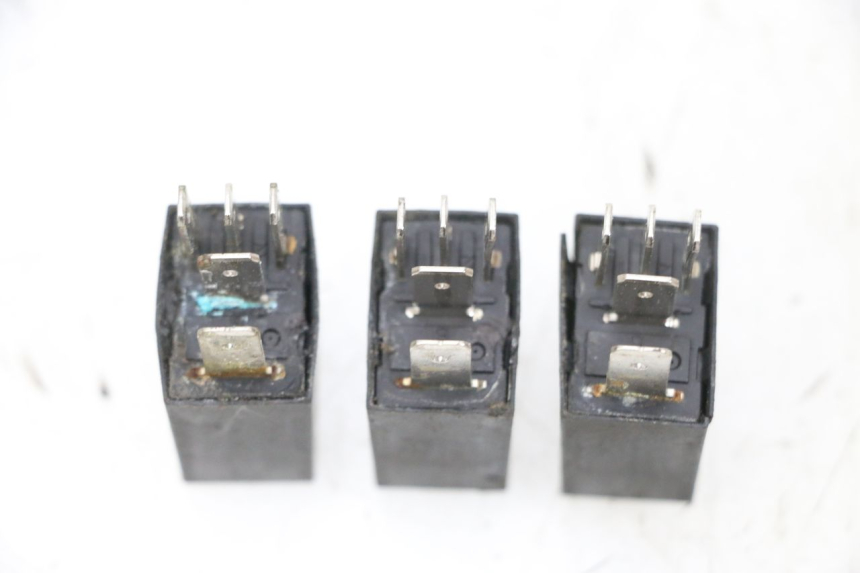 photo de ELEKTRISCH RELAIS PEUGEOT SPEEDFIGHT 4 4T EFI 50 (2021 - 2025) - Technische close-up