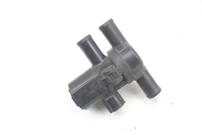 photo de ELEKTRISCH RELAIS SUZUKI GSR 750 (2011 - 2017) - Detail van het onderdeel