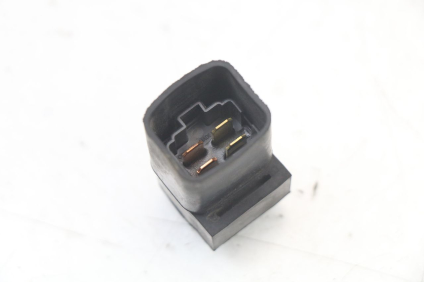 photo de ELEKTRISCH RELAIS SUZUKI GSR 750 (2011 - 2017) - Detail van het onderdeel