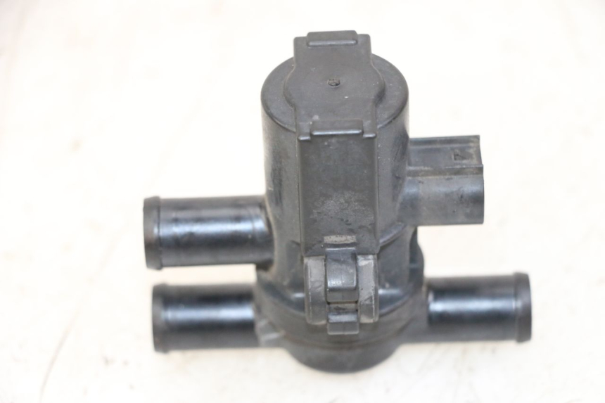 photo de ELEKTRISCH RELAIS SUZUKI GSX F GSXF 650 (2007 - 2015) - Detail van het onderdeel