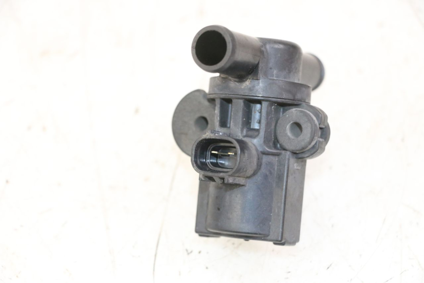 photo de ELEKTRISCH RELAIS SUZUKI GSX F GSXF 650 (2007 - 2015) - Andere kijkhoek