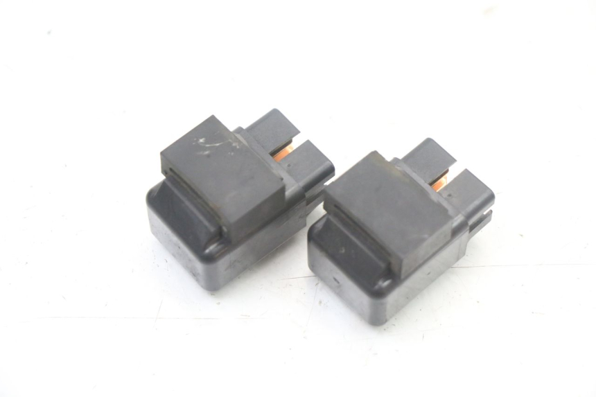 photo de ELEKTRISCH RELAIS SUZUKI GSX F GSXF 650 (2007 - 2015) - Andere kijkhoek