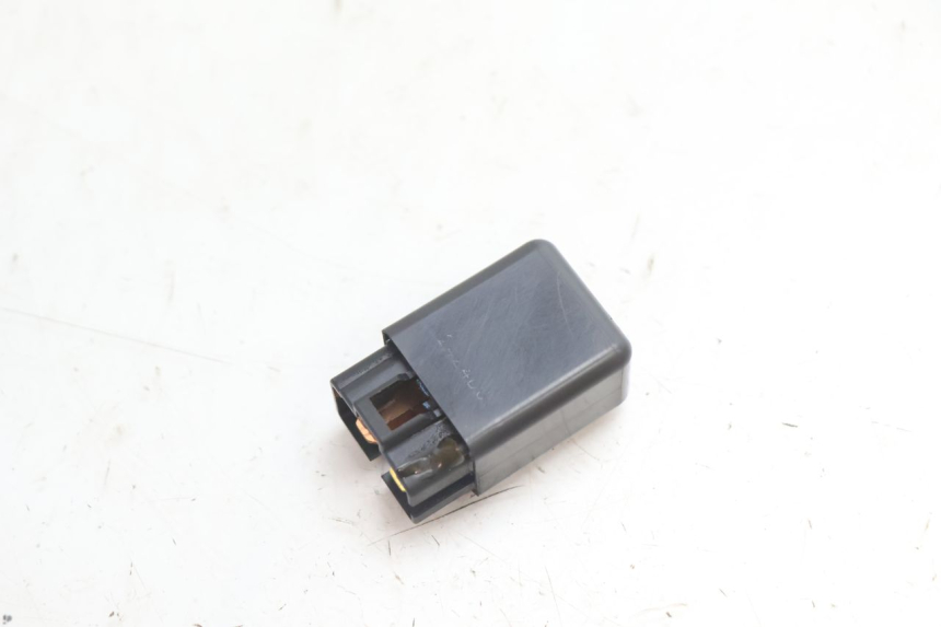 photo de ELEKTRISCH RELAIS SUZUKI SV S 650 (2003 - 2009) - Hoofdaanzicht