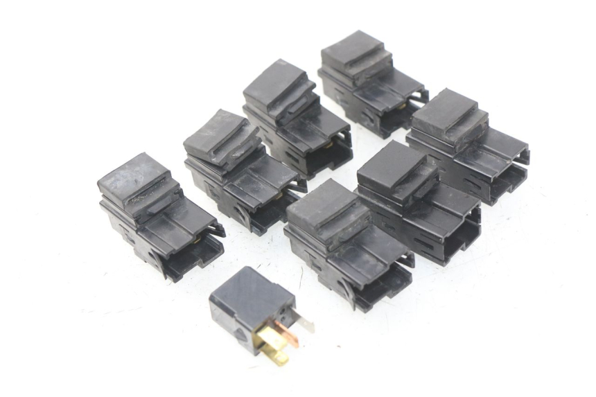 photo de ELEKTRISCH RELAIS YAMAHA TDM ABS 900 (2002 - 2014) - Detail van het onderdeel