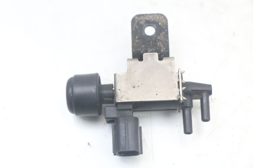photo de ELEKTRISCH RELAIS YAMAHA TDM ABS 900 (2002 - 2014) - Detail van het onderdeel