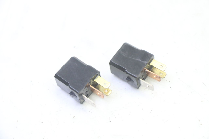 photo de ELEKTRISCH RELAIS YAMAHA TDM ABS 900 (2002 - 2014) - Hoofdaanzicht