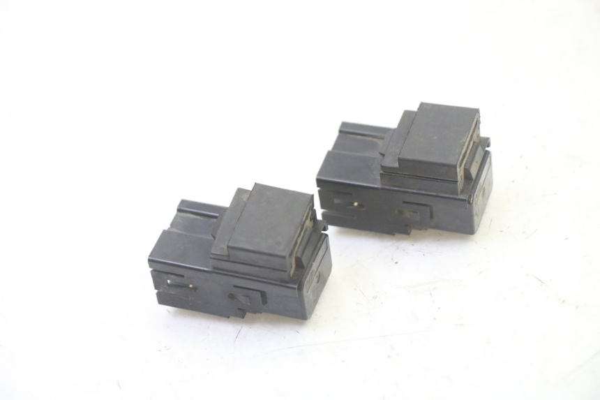 photo de ELEKTRISCH RELAIS YAMAHA TDM ABS 900 (2002 - 2014) - Andere kijkhoek