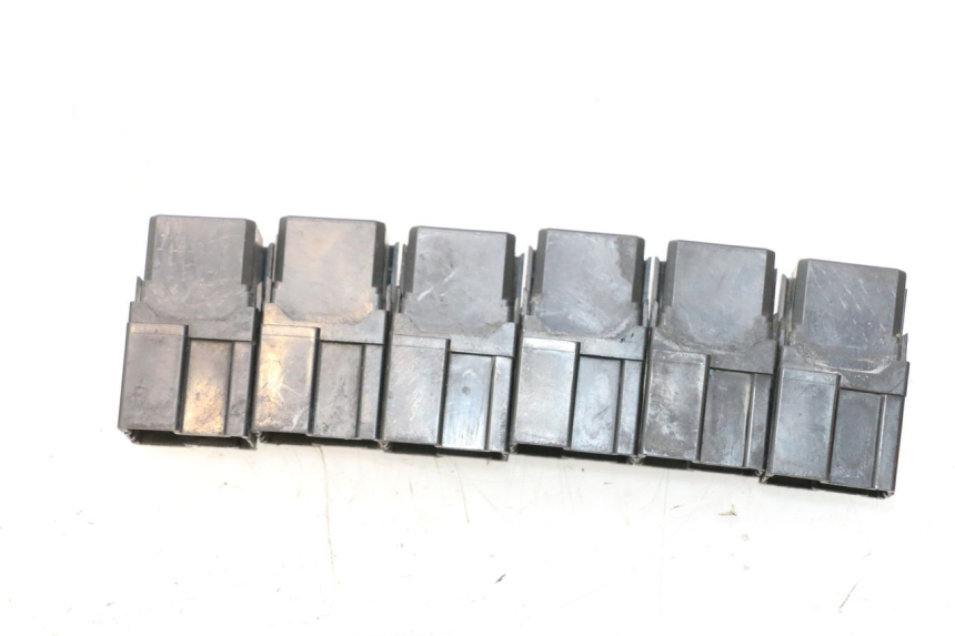 photo de ELEKTRISCH RELAIS YAMAHA TDM ABS 900 (2002 - 2014) - Hoofdaanzicht