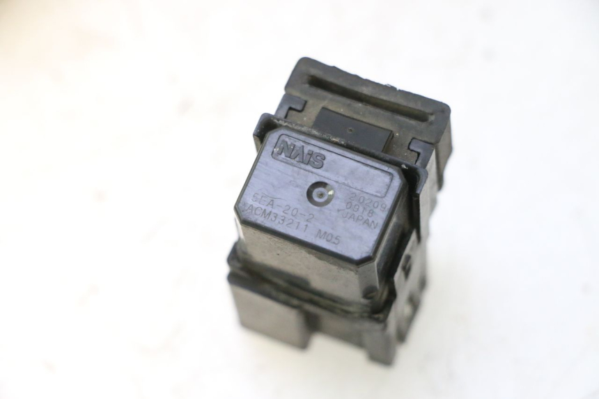 photo de ELEKTRISCH RELAIS YAMAHA TDM ABS 900 (2002 - 2014) - Overzicht