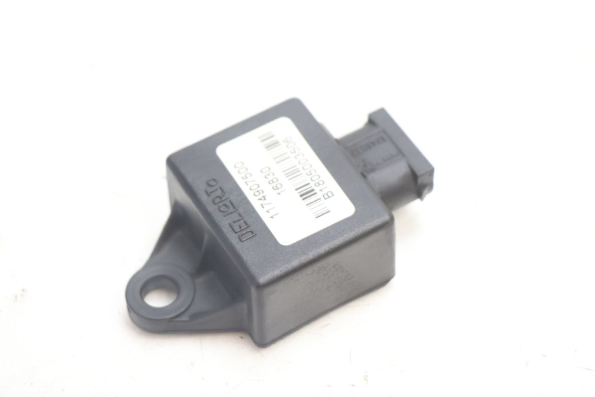 photo de ELEKTRISCH RELAIS PEUGEOT TREKKER TKR 50 (2005 - 2014) - Detail van het onderdeel