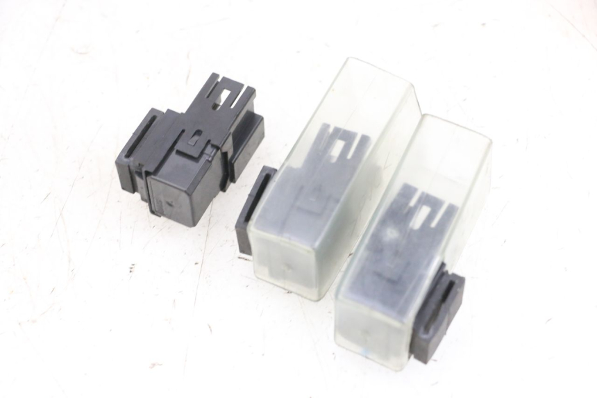 photo de ELEKTRISCH RELAIS YAMAHA TRICITY 300 (2020 - 2024) - Zoom op gebruiksstaat