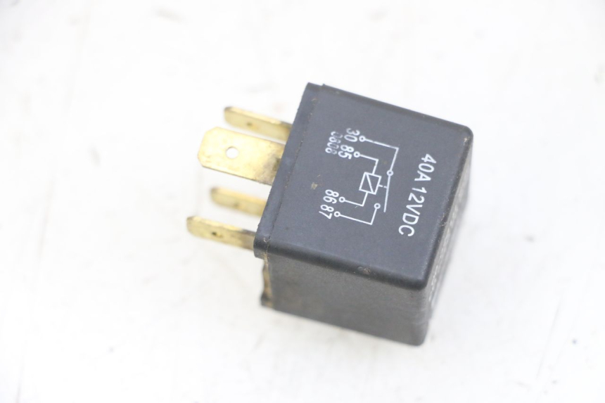 photo de ELEKTRISCH RELAIS YAMAHA TZR 50 (2008 - 2016) - Detail van het onderdeel