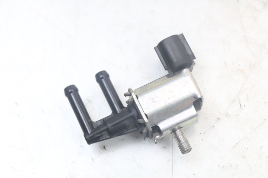 photo de ELEKTRISCH RELAIS KAWASAKI VERSYS ABS 650 (2015 - 2018) - Hoofdaanzicht