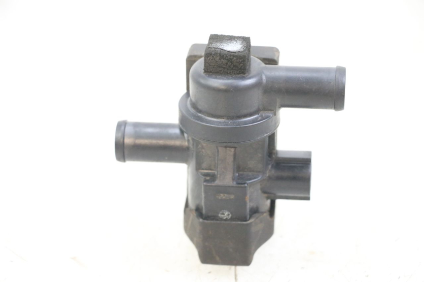 photo de ELEKTRISCH RELAIS KAWASAKI VERSYS ABS 650 (2015 - 2018) - Zoom op gebruiksstaat