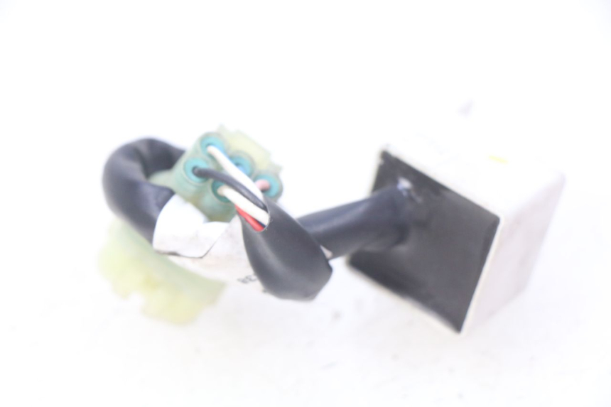 photo de ELEKTRISCH RELAIS PIAGGIO VESPA GTS IGET ABS 125 (2017 - 2023) - Detail van het onderdeel