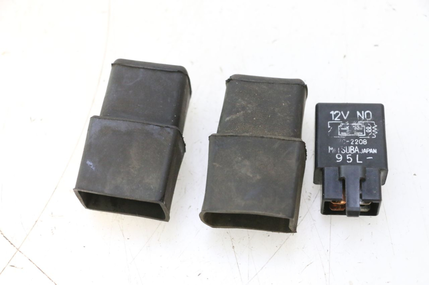 photo de ELEKTRISCH RELAIS HONDA VFR FI RC46 800 (1998 - 2001) - Hoofdaanzicht