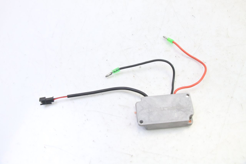 photo de ELEKTRISCH RELAIS DUALTRON VICTOR LIMITED 1 - Bevestigingspunten