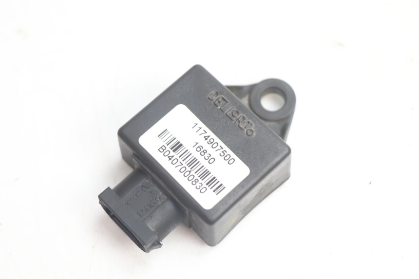 photo de ELEKTRISCH RELAIS PEUGEOT VIVACITY 50 (2004 - 2009) - Hoofdaanzicht