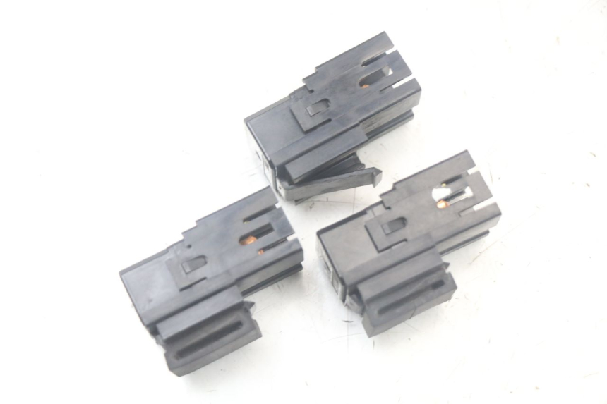 photo de ELEKTRISCH RELAIS YAMAHA XMAX X-MAX ABS 125 (2017 - 2020) - Hoofdaanzicht