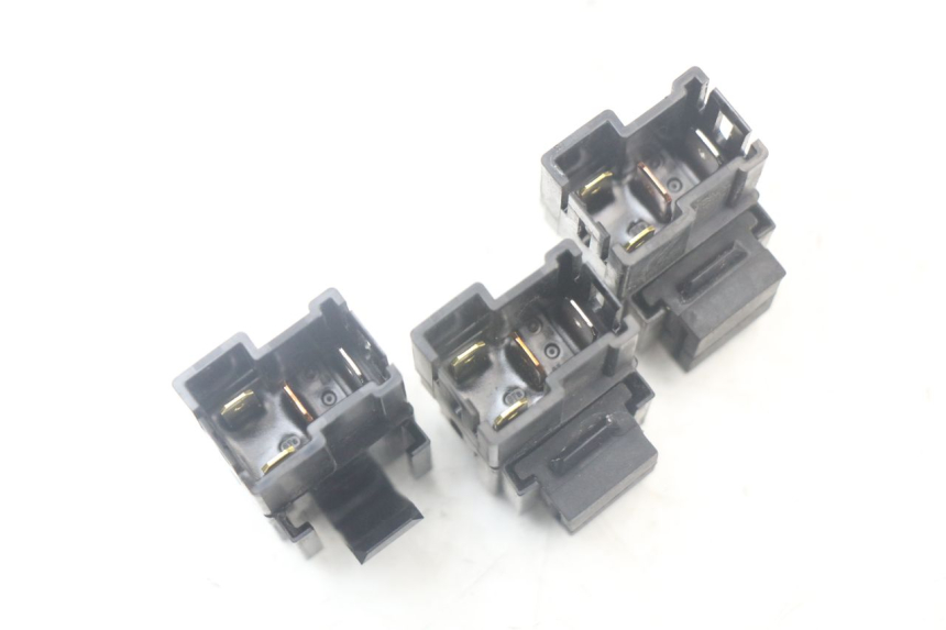 photo de ELEKTRISCH RELAIS YAMAHA XMAX X-MAX ABS 125 (2017 - 2020) - Detail van het onderdeel