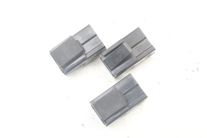 photo de ELEKTRISCH RELAIS YAMAHA XMAX X-MAX ABS 125 (2017 - 2020) - Zoom op gebruiksstaat