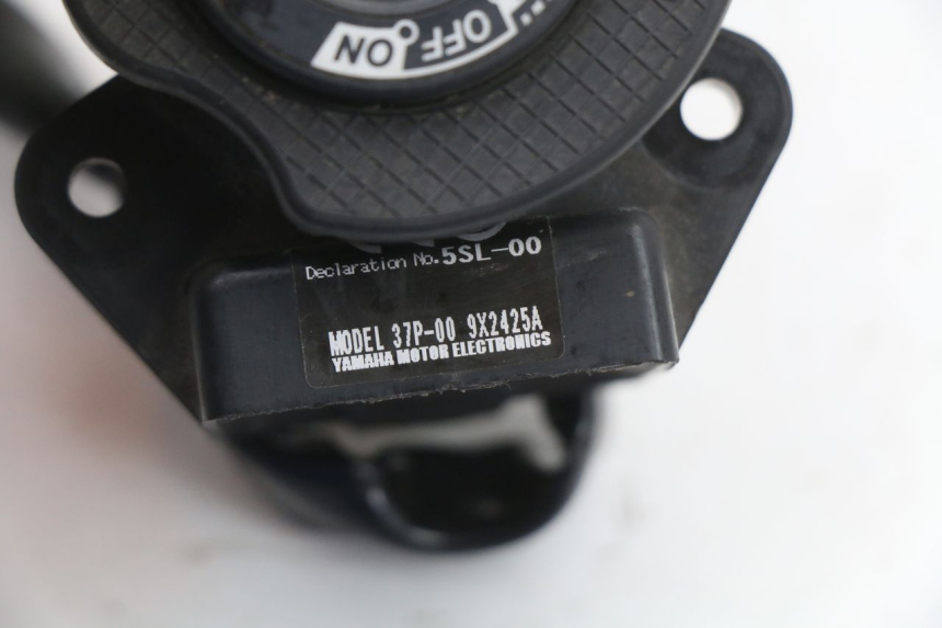 photo de ELEKTRISCH RELAIS YAMAHA X-MAX XMAX 125 (2010 - 2013) - Technische close-up