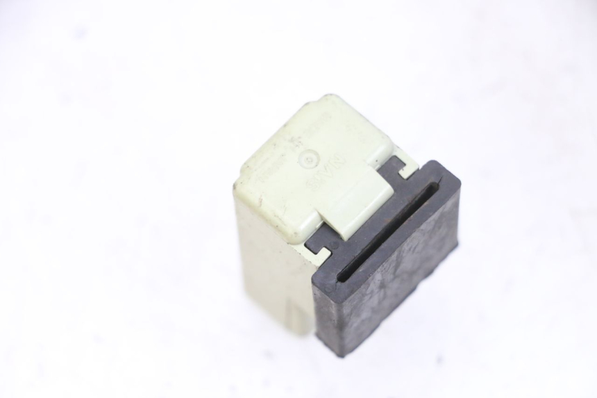 photo de ELEKTRISCH RELAIS YAMAHA X-MAX XMAX 125 (2010 - 2013) - Andere kijkhoek