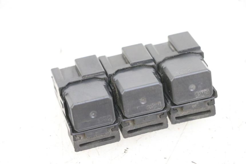 photo de ELEKTRISCH RELAIS YAMAHA XMAX X-MAX 125 (2006 - 2009) - Andere kijkhoek