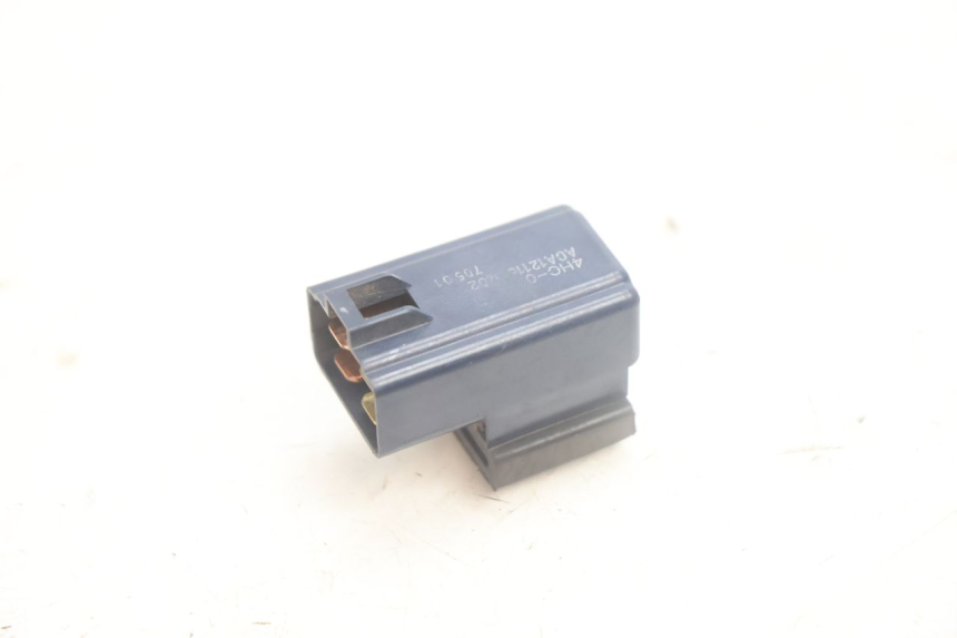 photo de ELEKTRISCH RELAIS YAMAHA XMAX X-MAX 125 (2006 - 2009) - Detail van het onderdeel