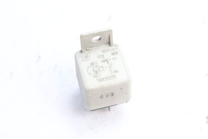 photo de ELEKTRISCH RELAIS PIAGGIO X9 AMALFI 180 (2000 - 2003) - Detail van het onderdeel