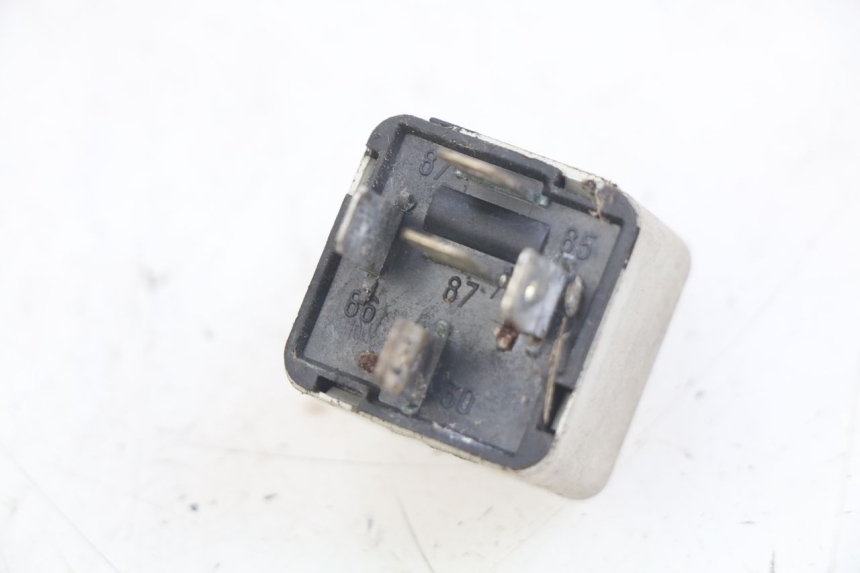 photo de ELEKTRISCH RELAIS PIAGGIO X9 EVOLUTION 125 (2003 - 2007) - Zoom op gebruiksstaat