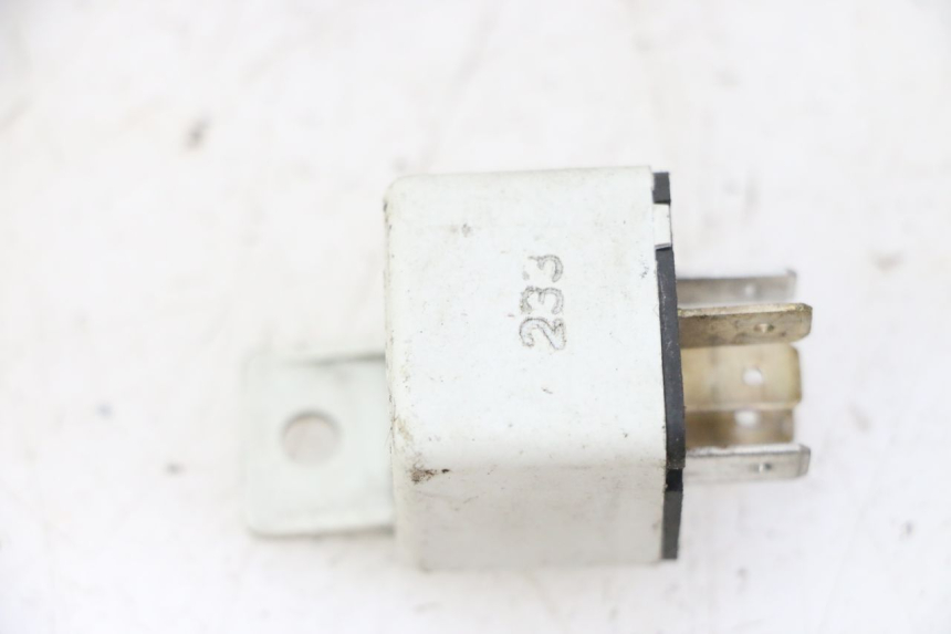 photo de ELEKTRISCH RELAIS PIAGGIO X9 EVOLUTION 125 (2003 - 2007) - Detail van het onderdeel