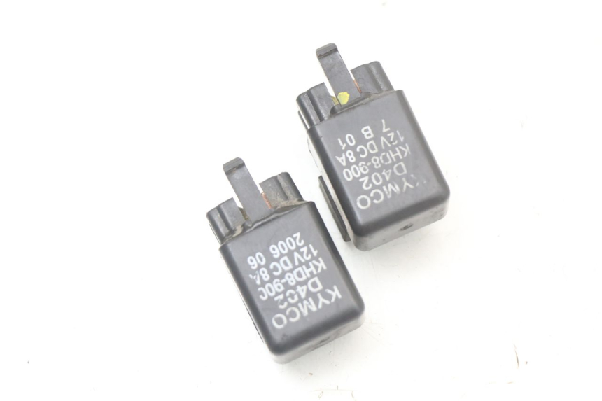 photo de ELEKTRISCH RELAIS KYMCO XCITING 250 (2006 - 2009) - Zoom op gebruiksstaat