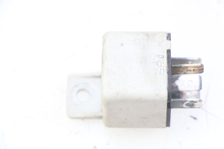 photo de ELEKTRISCH RELAIS PIAGGIO XEVO - X EVO 125 (2007 - 2017) - Zoom op gebruiksstaat