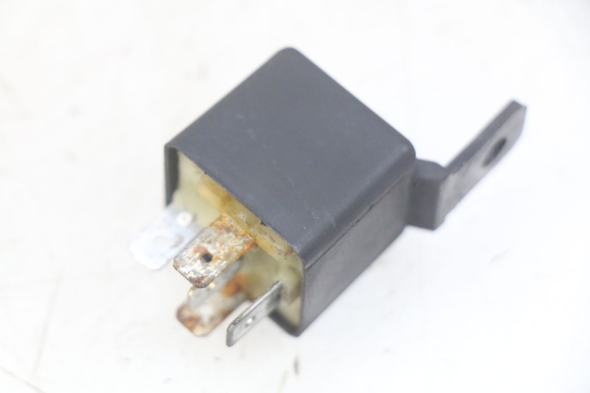 photo de ELEKTRISCH RELAIS PIAGGIO XEVO - X EVO 125 (2007 - 2017) - Detail van het onderdeel