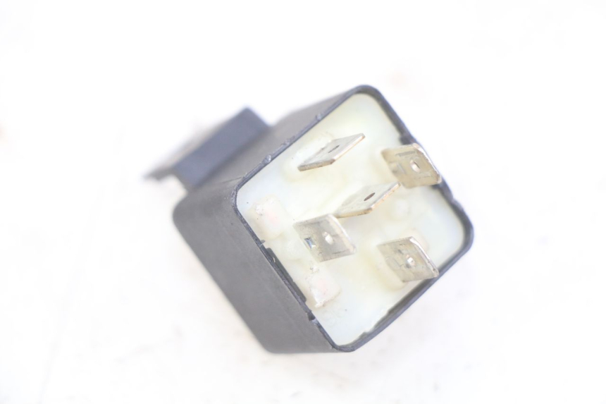 photo de ELEKTRISCH RELAIS PIAGGIO XEVO - X EVO 125 (2007 - 2017) - Zoom op gebruiksstaat